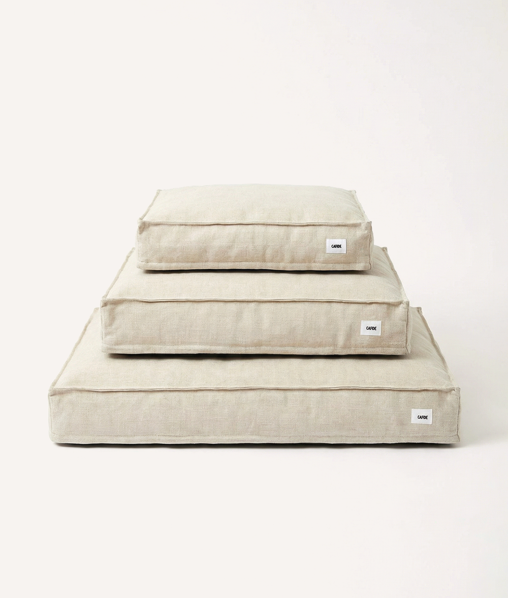 Cama Perro Lino, Cuadra
