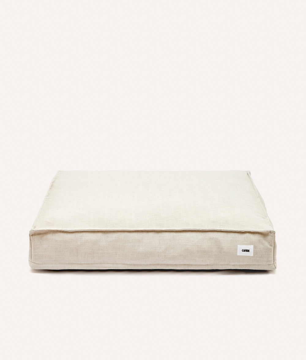Cama Perro Lino, Cuadra